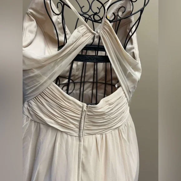 Kennedy Blue , Elegant Cream Maxi Dress with Ruched Detail - Picture 5 of 11